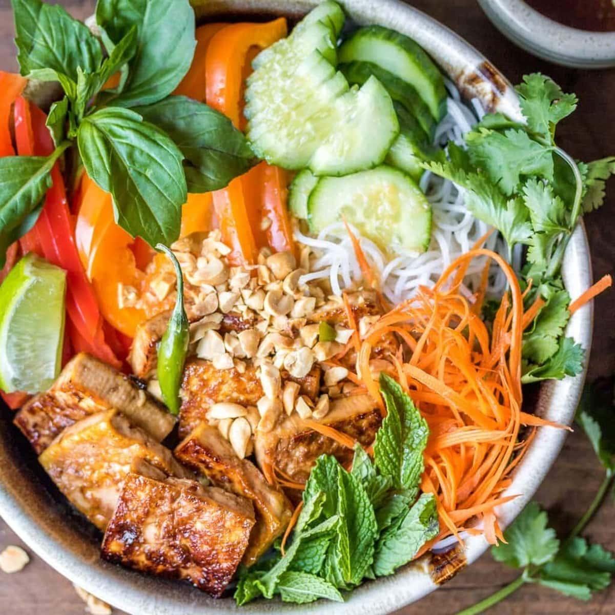 Bun Tron Tofu with Sweet Fish Sauce - A colorful and flavorful Vietnamese noodle salad