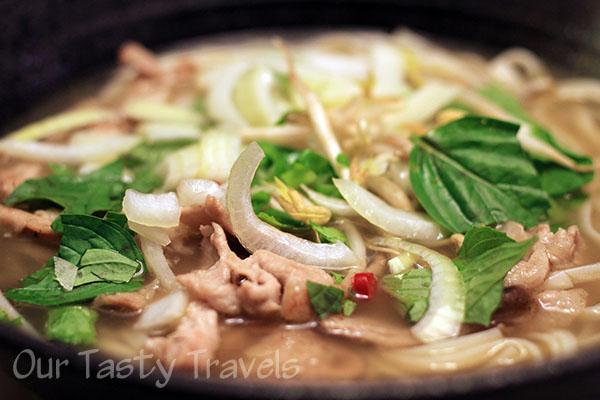 Com Com Chef Preparing Pho