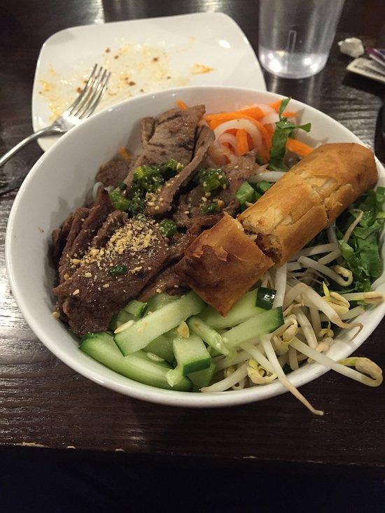 Authentic Vietnamese Street Food at Com Com Restaurant