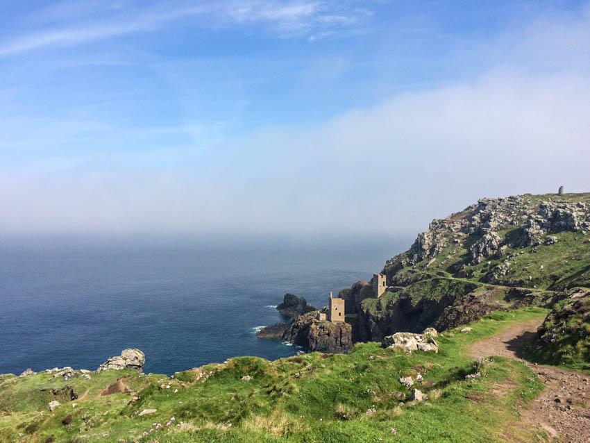 Cornwall Coastal Road Trip with a Stop at Com Com Restaurant