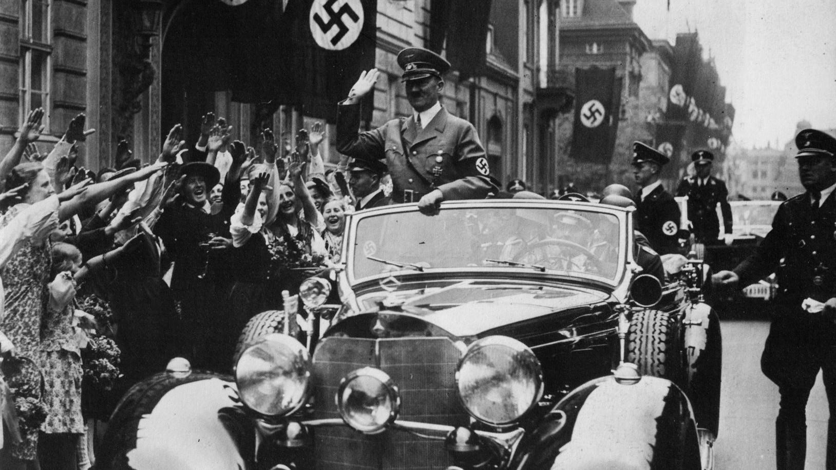 Mercedes-Benz Factory and Political Influence